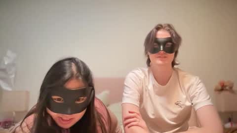 Snapshot of slowburndlc chatting on 02.25.26 slowburndlc online show from 02.25.26