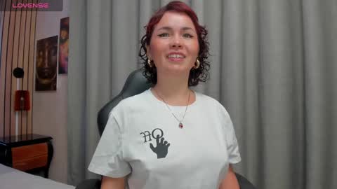 Paola  online show from 01.25.25