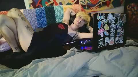 slutcrust online show from 09.14.25