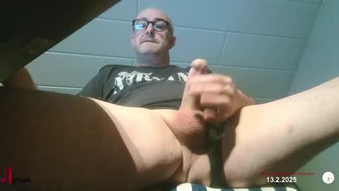 Snapshot of slutiam chatting on 02.13.25  SLUTIAM   online show from 02.13.25