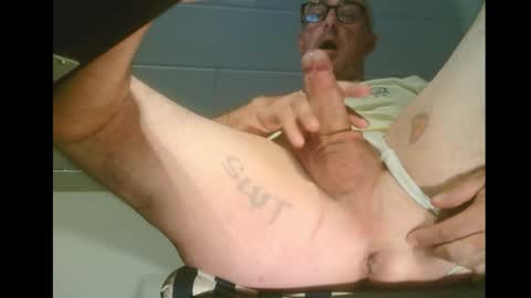 Snapshot of slutiam chatting on 09.10.25  SLUTIAM   online show from 09.10.25