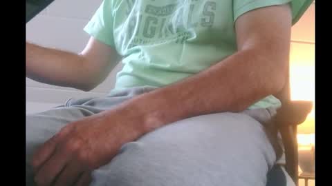 Snapshot of slutiam chatting on 09.26.25  SLUTIAM   online show from 09.26.25