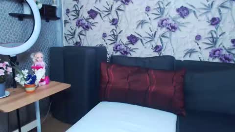 Snapshot of slutishmami chatting on 03.21.26 slutihmami online show from 03.21.26