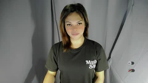 Snapshot of sluts_cum chatting on 07.07.26 louie and diana online show from 07.07.26