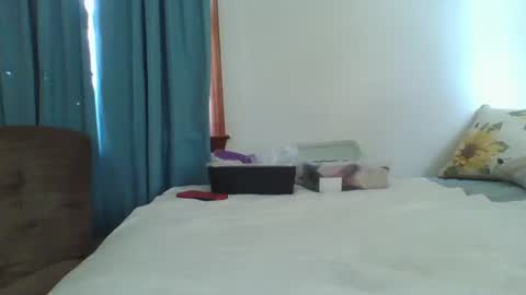 Jade and Thomas online show from 02.04.25