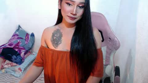  Lovie  online show from 02.08.26