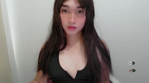 Snapshot of slutty_francine chatting on 11.08.25 FRANCINE online show from 11.08.25