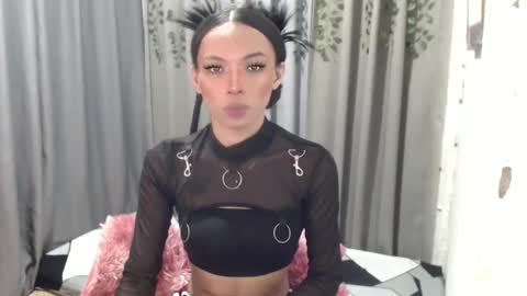 CHIE CHIE online show from 01.05.25