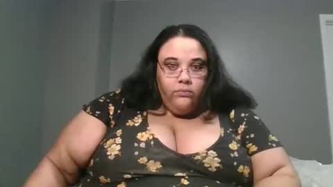 Snapshot of sluttyjess31 chatting on 04.21.26 Jessica online show from 04.21.26