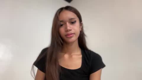 Snapshot of sluttykaye chatting on 09.26.25 Fansly SluttyKaye -DONT FORGET TO FOLLOW AND THUMBS UP online show from 09.26.25