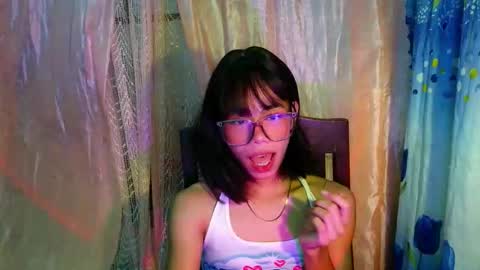 Snapshot of sluttypatotie chatting on 04.07.26 sluttypatotie online show from 04.07.26