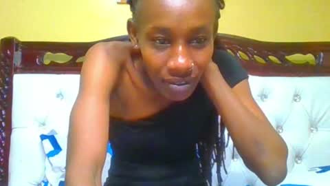 Snapshot of sluttysam_ chatting on 06.29.26 Sexyslutt online show from 06.29.26