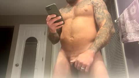 Snapshot of sly050585 chatting on 11.04.25 sly050585 online show from 11.04.25