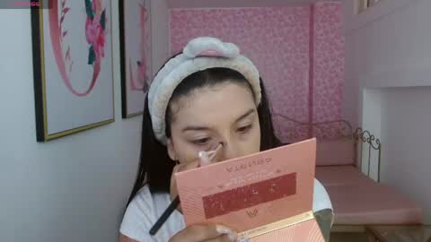 Snapshot of small__naughty chatting on 05.17.26 Mariana Torres online show from 05.17.26