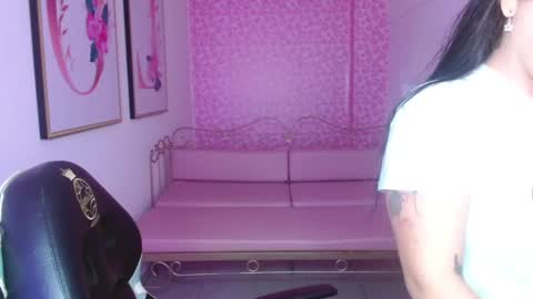 Snapshot of small__naughty chatting on 05.25.26 Mariana Torres online show from 05.25.26