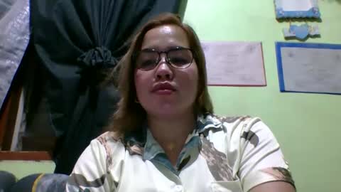 Snapshot of small_boobs59 chatting on 05.07.26 Lovewella online show from 05.07.26