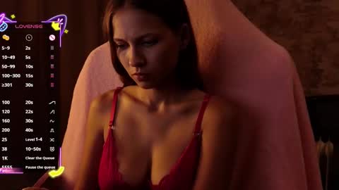 Emma online show from 10.08.25