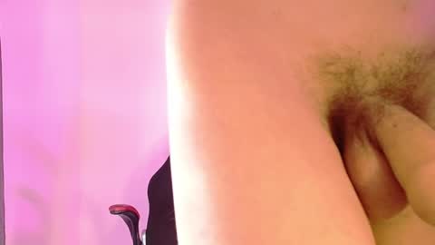 Small Hot19 online show from 11.16.25