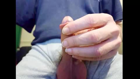 Small Hairy Uncut online show from 12.20.25