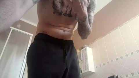 smallone8825 online show from 04.11.26