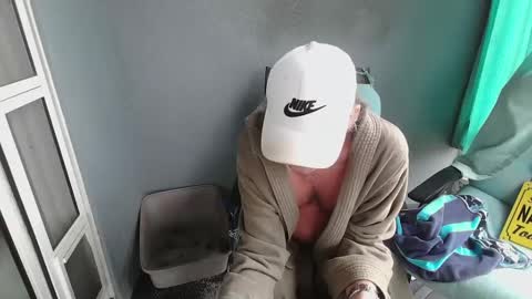 Snapshot of smallpenisbigtongue chatting on 02.03.25 Daddy online show from 02.03.25