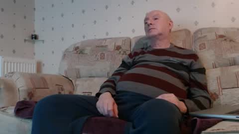 Snapshot of smallsteve562 chatting on 02.15.26 Steve online show from 02.15.26