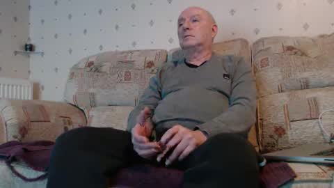 Snapshot of smallsteve562 chatting on 02.20.26 Steve online show from 02.20.26