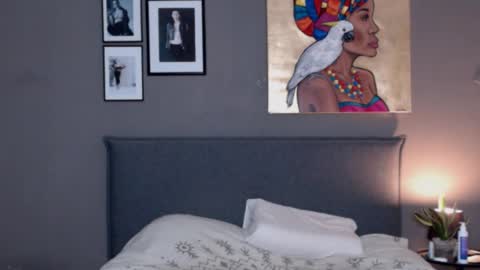 Anna no bbbbybybbabebyy just Anna. And dont call me mom please. online show from 12.15.25