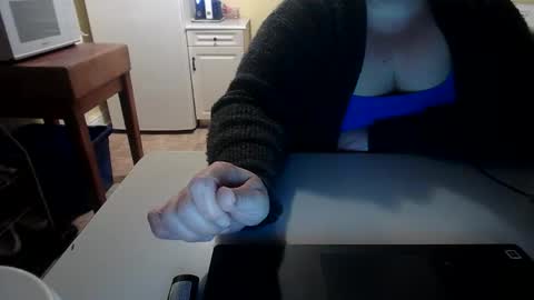 Snapshot of smalltowntrouble chatting on 02.14.26 smalltowntrouble online show from 02.14.26