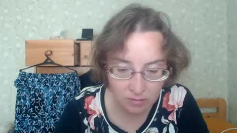 Snapshot of smart_rose chatting on 06.21.26 smart_rose online show from 06.21.26