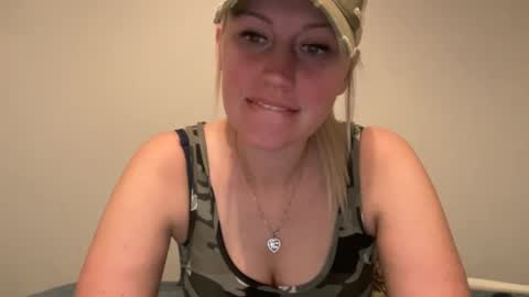 Snapshot of smexxii93 chatting on 12.09.24 smexxii93 online show from 12.09.24