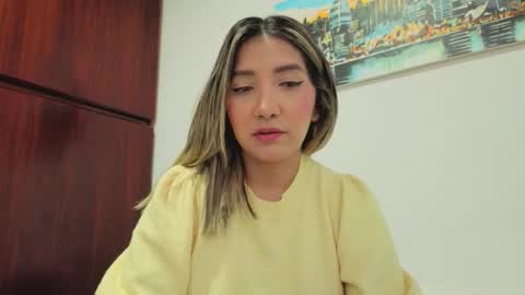 Snapshot of smile__1 chatting on 02.26.26 smile__1 online show from 02.26.26