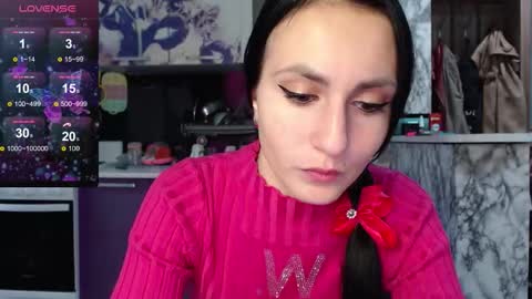 smile_cute_fox online show from 09.12.25