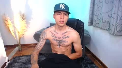 smileexander online show from 10.20.25