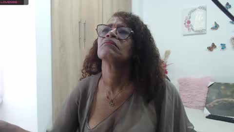 Smileth online show from 02.24.25