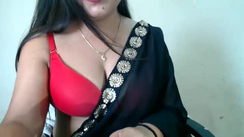 Snapshot of smiley_queen99 chatting on 06.30.26 smiley online show from 06.30.26