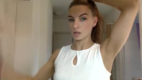 Snapshot of smiling_lexa chatting on 04.18.26 smiling_lexa online show from 04.18.26