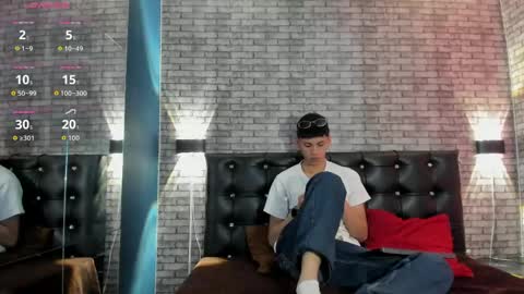 Snapshot of smith_luxe chatting on 05.04.26 Smith online show from 05.04.26