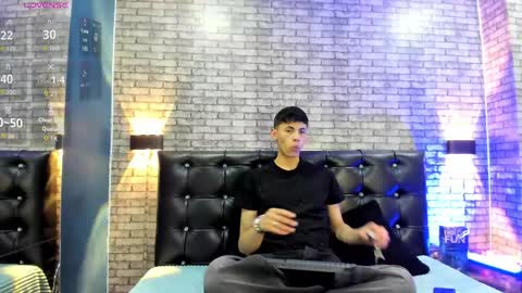 Snapshot of smith_luxe chatting on 06.01.26 Smith online show from 06.01.26