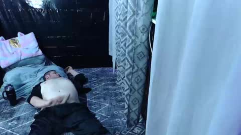 love bug online show from 12.22.25