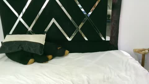 Daniel Aston online show from 01.08.25