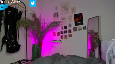   online show from 03.03.25