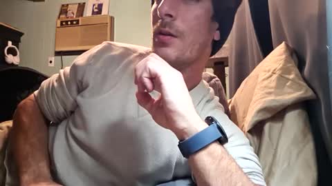 Snackyyyy online show from 04.14.26