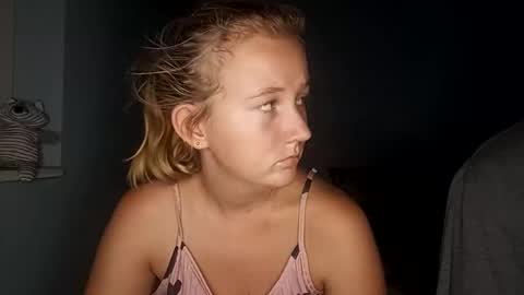 Sneakylildevils online show from 04.12.26