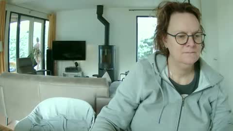 Snoeske and Woodwurm online show from 02.02.25