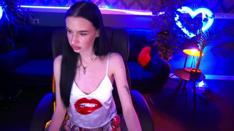 snow_whiteeex online show from 02.02.25