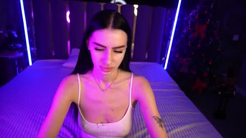 snow_whiteeex online show from 12.23.25