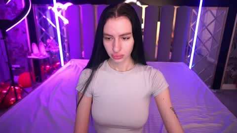 snow_whiteeex online show from 04.02.26