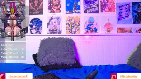 Snow and Bubble online show from 02.23.25