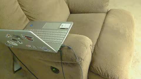 Snapshot of sobadsogood34 chatting on 11.16.25 sobadsogood34 online show from 11.16.25